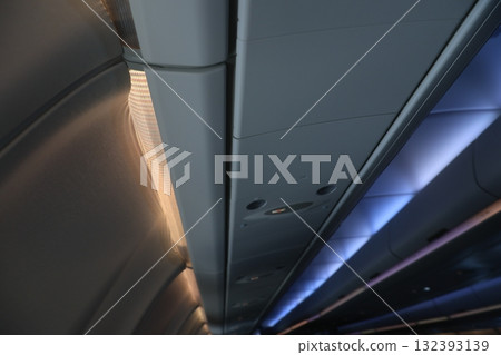 飛機內部 飛機內部 132393139