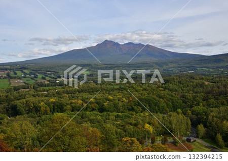 9 月從太空觀測站看到的斜里山 9 月從太空觀測站看到的斜里山 132394215