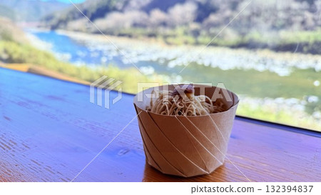 四萬十川和白朗峰 四萬十川和白朗峰 132394837