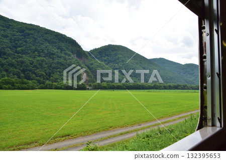 JR北海道石北本線遠輕站至白瀧站的風景（2023年夏季） 132395653