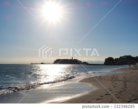 Kanagawa Prefecture, Shichirigahama Beach in the afternoon, October 132396285