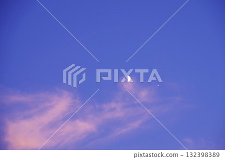 日落月亮和飛機 日落月亮和飛機 132398389