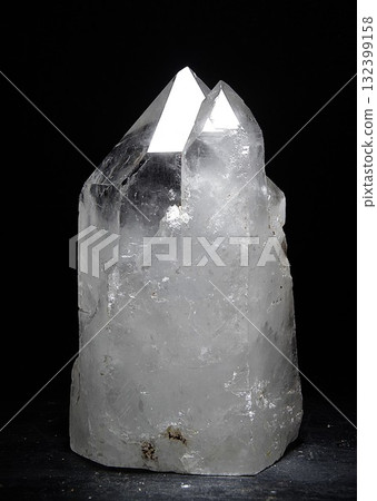 crystal 132399158