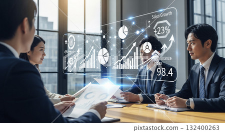 會議上多位商人進行嚴肅的討論 132400263