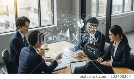 會議上多位商人進行嚴肅的討論 132400264