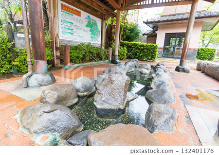 Footbath near Kinosaki Onsen Motoyu in Yakushi Park Pocket Park Footbath near Kinosaki Onsen Motoyu in Yakushi Park Pocket Park 132401176