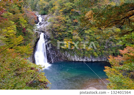 秋田縣由利本莊市鳳台瀑布的風景 秋田縣由利本莊市鳳台瀑布的風景 132401564