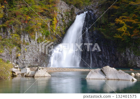 Scenery of Houtai Falls in Yurihonjo City, Akita Prefecture Scenery of Houtai Falls in Yurihonjo City, Akita Prefecture 132401575