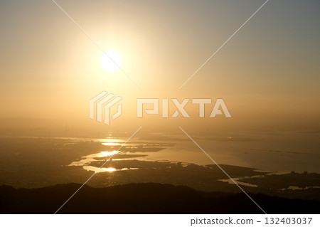 Kobe City, Hyogo Prefecture_First sunrise from the observation tower 6_January 2025 132403037