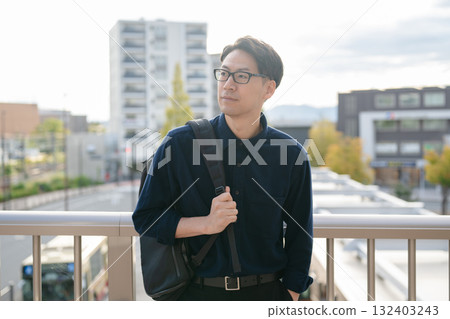 Man with backpack 132403243