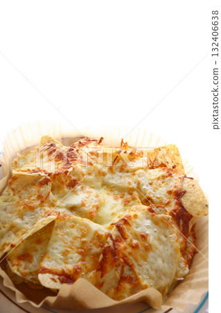 italian spaguetti pasta with nutritional carbohydrates 132406638