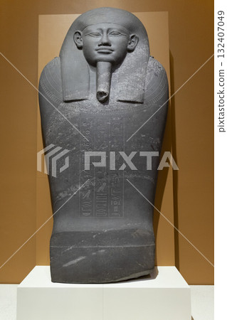 Melbourne, Australia - July 2, 2024 : Sarcophagus lid of the dignitary Pakap on display at the National Gallery of Victoria in Melbourne, Australia on July 2, 2024. 132407049