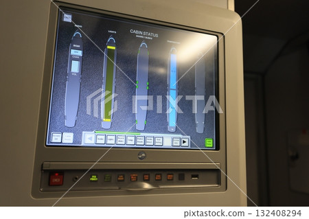 Cabin status Cabin status 132408294