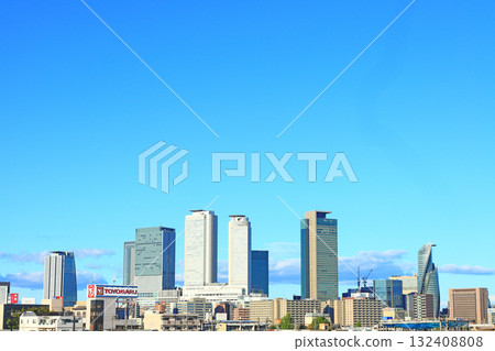 愛知縣名古屋市名古屋站前的摩天大樓風景 132408808
