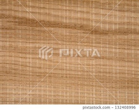 Capture the beauty of European oak wood with horizontal saw cut patterns Capture the beauty of European oak wood with horizontal saw cut patterns 132408996