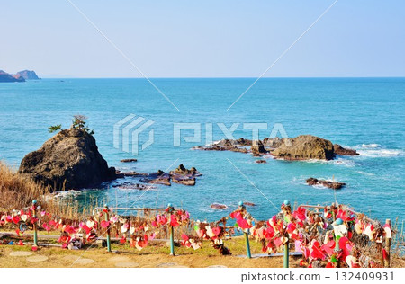 Sea of Japan Sea Ogana and Lover's Cape Sea of Japan Sea Ogana and Lover's Cape 132409931