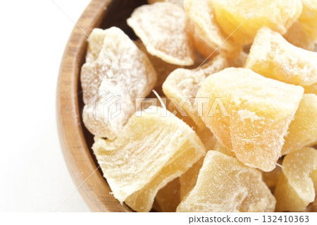 Dry ginger Dry ginger 132410363