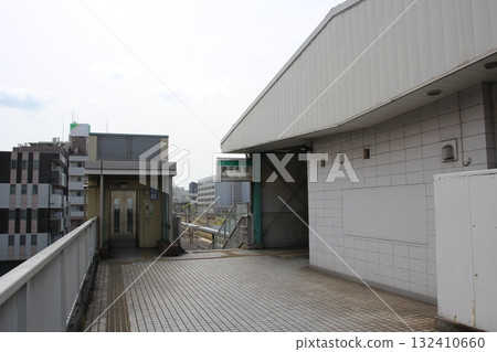 JR East Higashi-Chiba Station 132410660