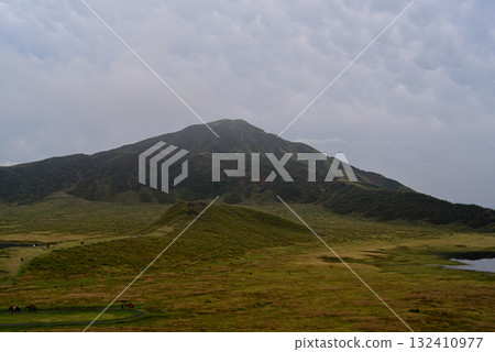 秋季的阿蘇五山：烏帽山 132410977