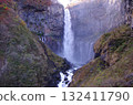 瀑布 132411790