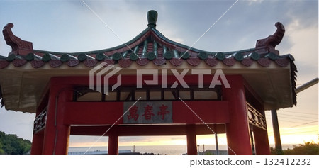 日落和涼亭 日落和涼亭 132412232