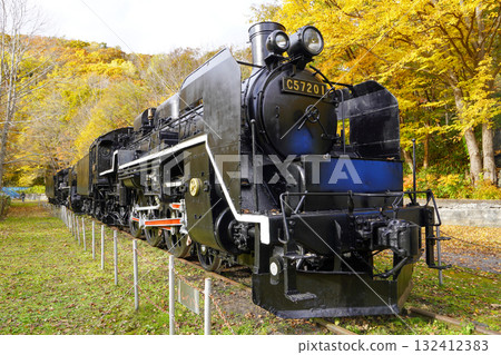 D51 and C57 of Kamiikotan. D51 and C57 of Kamiikotan. 132412383
