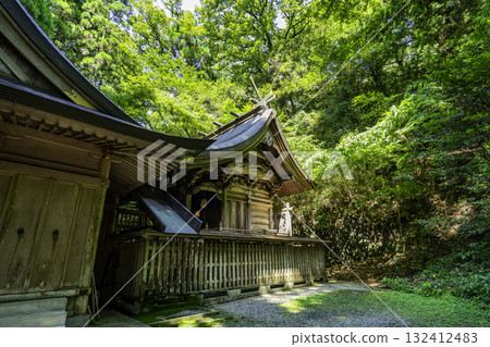Takachiho, Tsukiyado Shrine, Main Hall, Takachiho Town, Miyazaki Prefecture Takachiho, Tsukiyado Shrine, Main Hall, Takachiho Town, Miyazaki Prefecture 132412483