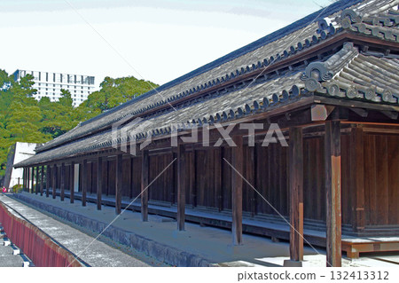 The Hyakuninbansho (100-man guardhouse) of the former Edo Castle (Imperial Palace) [Chiyoda Ward, Tokyo] 132413312