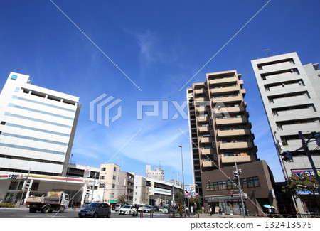 Nishisugamo intersection Toshima-ku 132413575