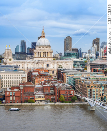 London Thames and St. Paul's Cathedral 132413886