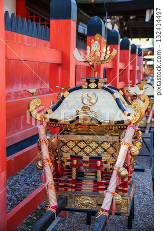 Golden mikoshi, sacred palanquin, at Sumiyoshi Taisha, Osaka 132414497
