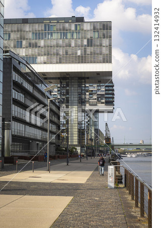 business center Kranhaus in Cologne business center Kranhaus in Cologne 132414932