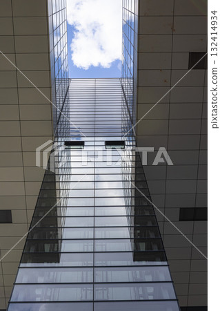 business center Kranhaus in Cologne business center Kranhaus in Cologne 132414934