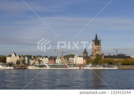 Morning View of Cologne Old City Morning View of Cologne Old City 132415244