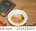 Pumpkin stew, character bento, and autumn leaves 132416021