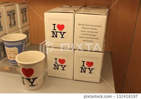 New York winter cityscape and Christmas illuminations, souvenirs, Nintendo and Tiffany New York winter cityscape and Christmas illuminations, souvenirs, Nintendo and Tiffany 132418197
