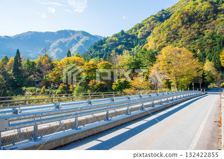 Autumn at Fukuji Onsen in Okuhida Onsen Village 132422855