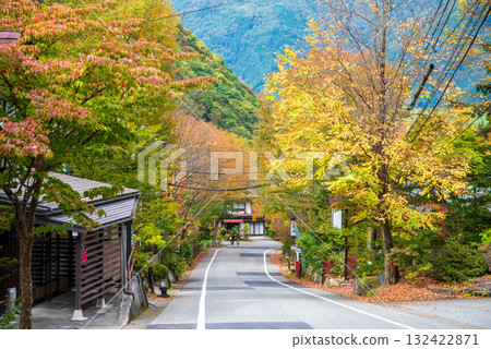 奧飛驒溫泉鄉福地溫泉的秋天 奧飛驒溫泉鄉福地溫泉的秋天 132422871