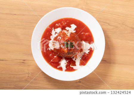 Tomato stew hamburger 132424524