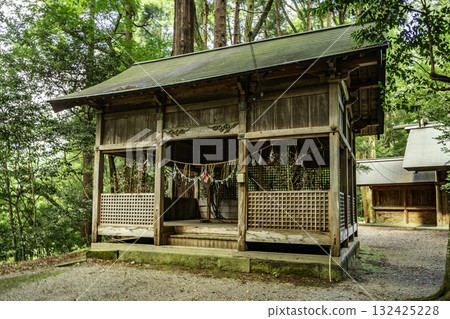 Takachiho Ama-no-Iwato Shrine, East Main Shrine, Kagura Hall, Takachiho Town, Miyazaki Prefecture Takachiho Ama-no-Iwato Shrine, East Main Shrine, Kagura Hall, Takachiho Town, Miyazaki Prefecture 132425228