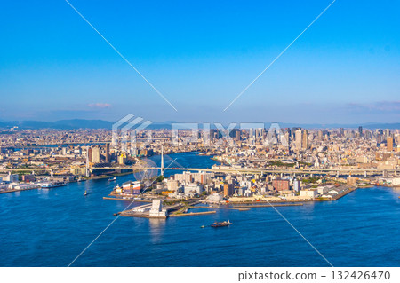 大阪港和大阪的街道 大阪港和大阪的街道 132426470