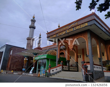 Islamic Centre Kota Cirebon and Modern Mosque Architecture Islamic Centre Kota Cirebon and Modern Mosque Architecture 132426856