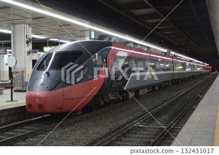 ITX Saemaul train stopping at Yongsan Station of Korea Railway KORAIL 132431017