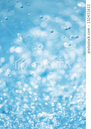 波光粼粼的水面,夏日色彩影像 波光粼粼的水面,夏日色彩影像 132431612