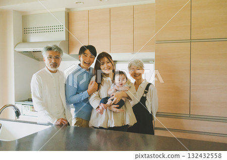 Kitchen and three-generation family Kitchen and three-generation family 132432558