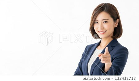 Persuasive gestures by Japanese female employees to speak to you 132432718