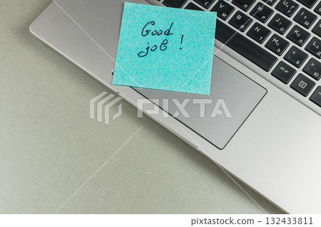 Encouraging note on laptop for motivation during work sessions Encouraging note on laptop for motivation during work sessions 132433811