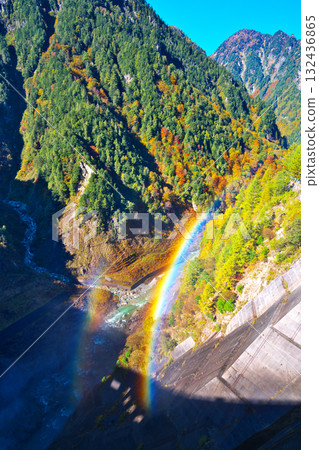 Autumn leaves of Kurobe Dam Autumn leaves of Kurobe Dam 132436865