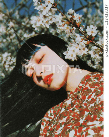 Fashion portrait of a Japanese woman Fashion portrait of a Japanese woman 132438337