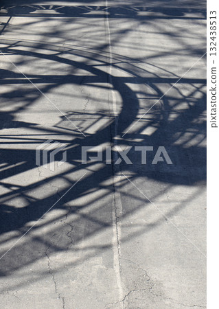 Shadow on the ground 132438513